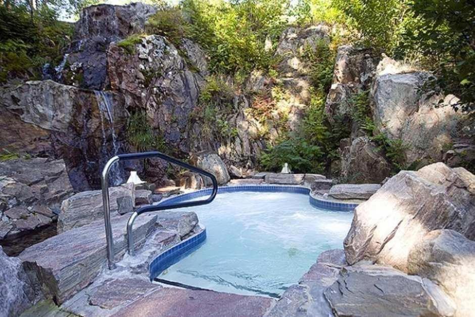 Les Eaux - 2Bdrs W Pool & Hot Tub Near Village Mont-Tremblant Eksteriør billede